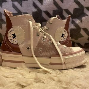 Pink platform converse